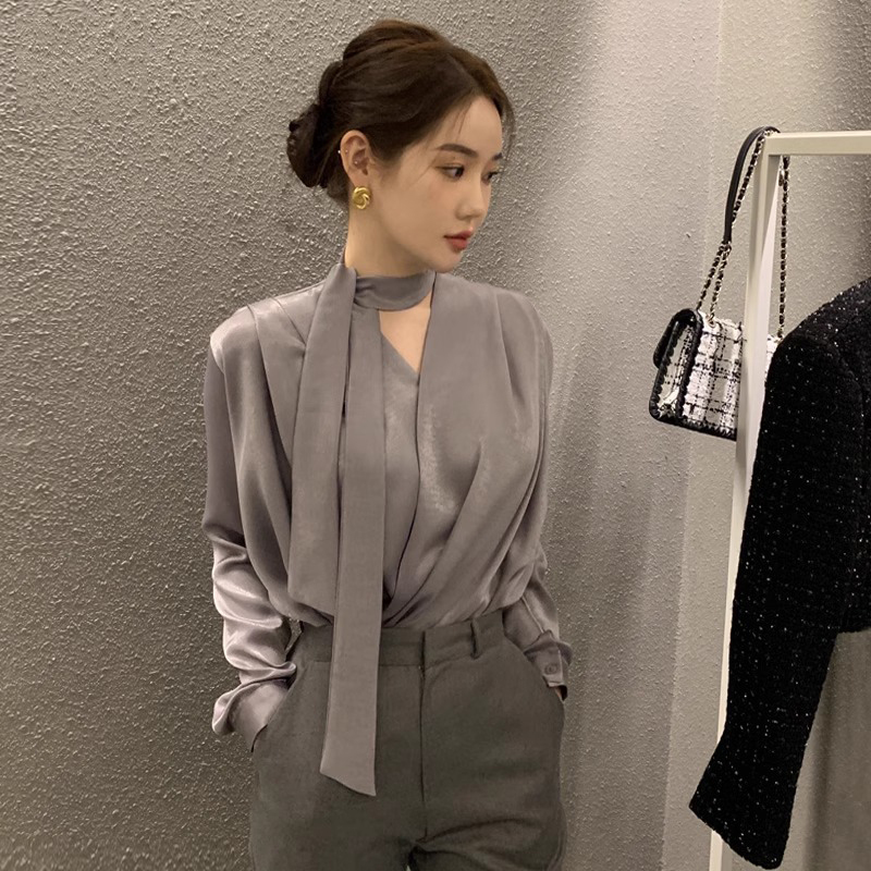High-End Light Luxury Acetate Satin Shirt for Women, Spring and Autumn, Unique Ribbon V-Neck Shirt, French Style, Age-Reducing, Stylish Top