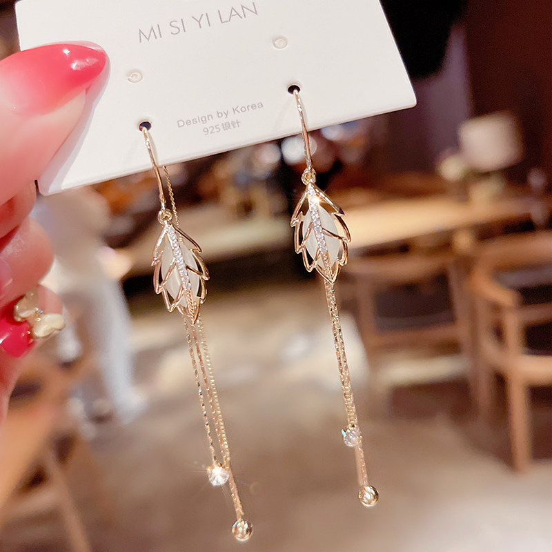 Superfairy Cat Eye Stone Foliage Anti-Loss Earrings Korea Temperament Long Version Streaming Suear Pendant Net Red Popcorn Design earrings