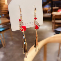 Long style red phoenix metal sequin earrings Temperament Net Red Without Ear clips Round face Slim Ear Pendant Woman