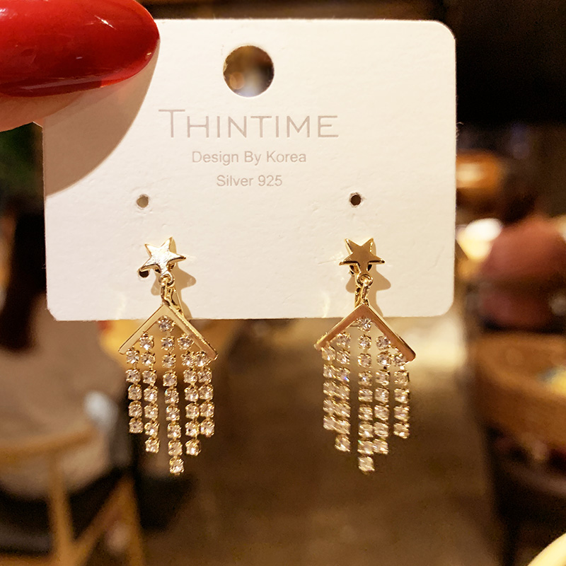 South Korea Dongdaemun Stars Flow Suearrings Are 925 Silver Needle Ear Pints Female Personality Fashion Earrings Without Ear Clip