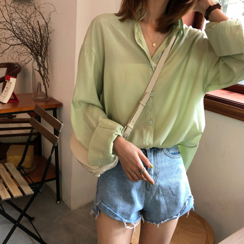 . 2020 áo sơ mi không khí mỏng mùa hè của phụ nữ Hàn Quốc phiên bản loose-fitting thiếu vải kỳ nghỉ cardigan áo khoác ngoài mặc bãi biển