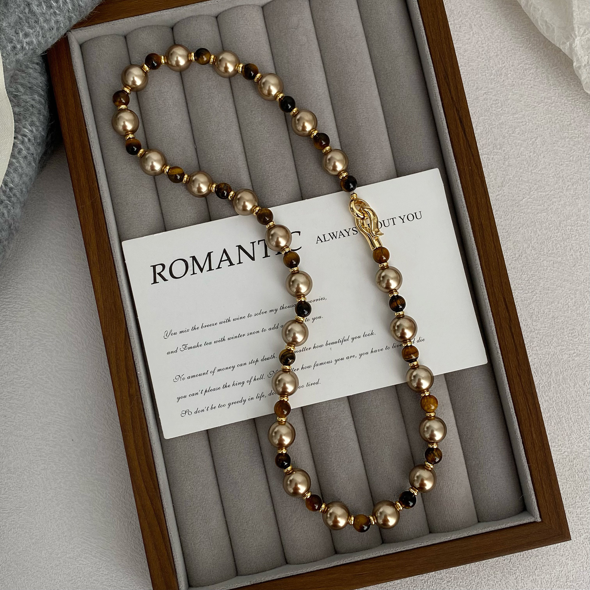 Tiger's Eye Stone Sweater Chain, Autumn and Winter Light Luxury, High-End, Versatile Necklace for Women, 2025 New Niche Accessory