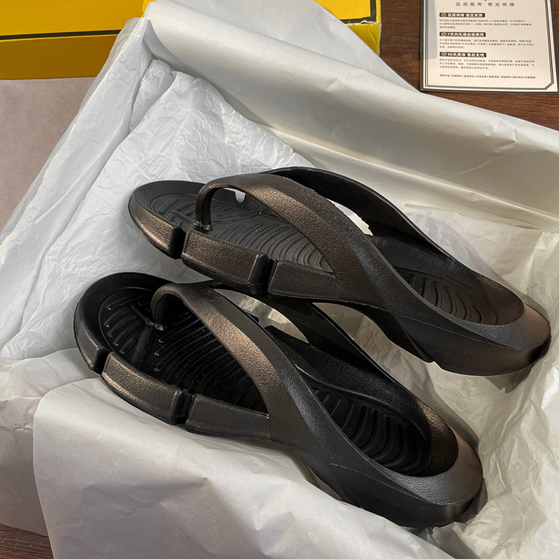 Paris Flip-Flops for Men and Women, Summer 2026 New Model, Putian ins Trendy Outdoor Non-Slip Thong Sandals for Beach