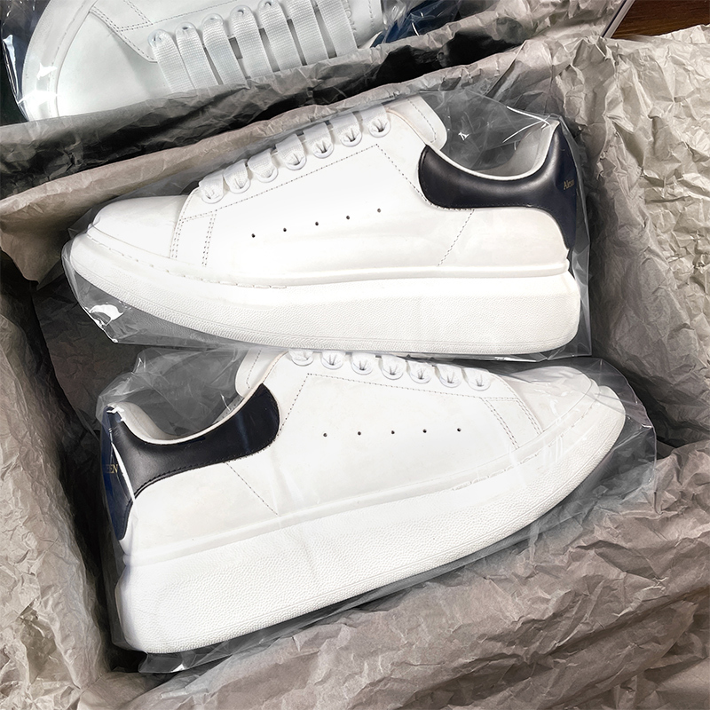 High-End Mcqueen Genuine Leather White Sneakers for Men and Women, Spring Thick-Soled Height-Increasing Sports Shoes, Versatile Casual Sneakers
