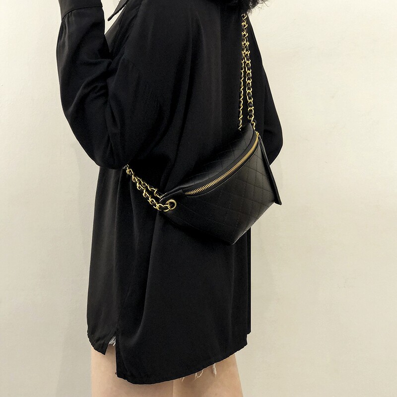 Small ck bag 2020 new net red niche design chest bag female crossbody student versatile waist bag tide ins super fire