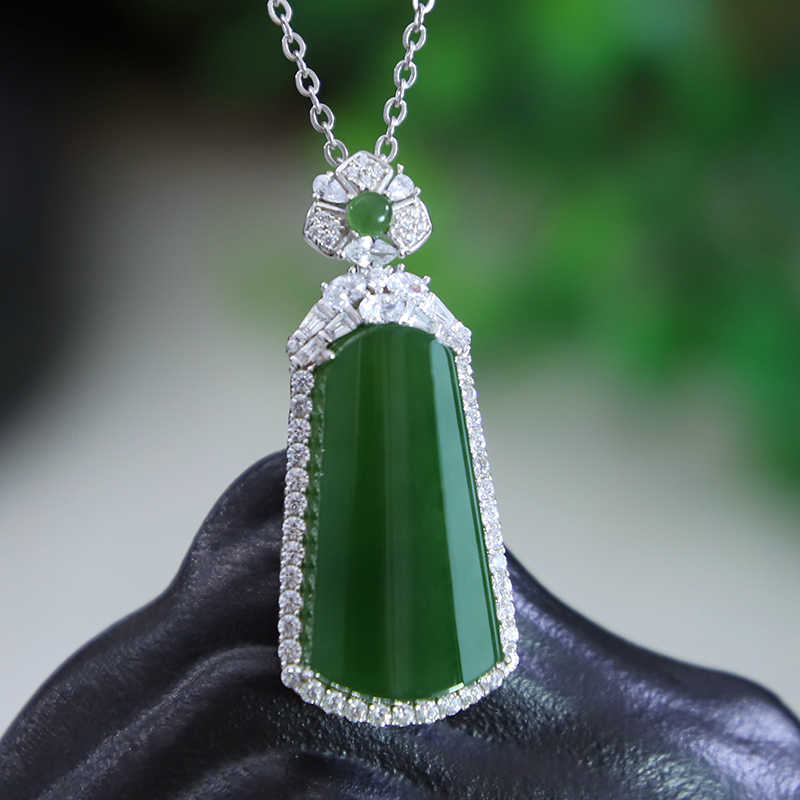 天然黄竜玉平安牌ペンダントと田玉无事牌ペンダント平安牌玉ペンダントR3