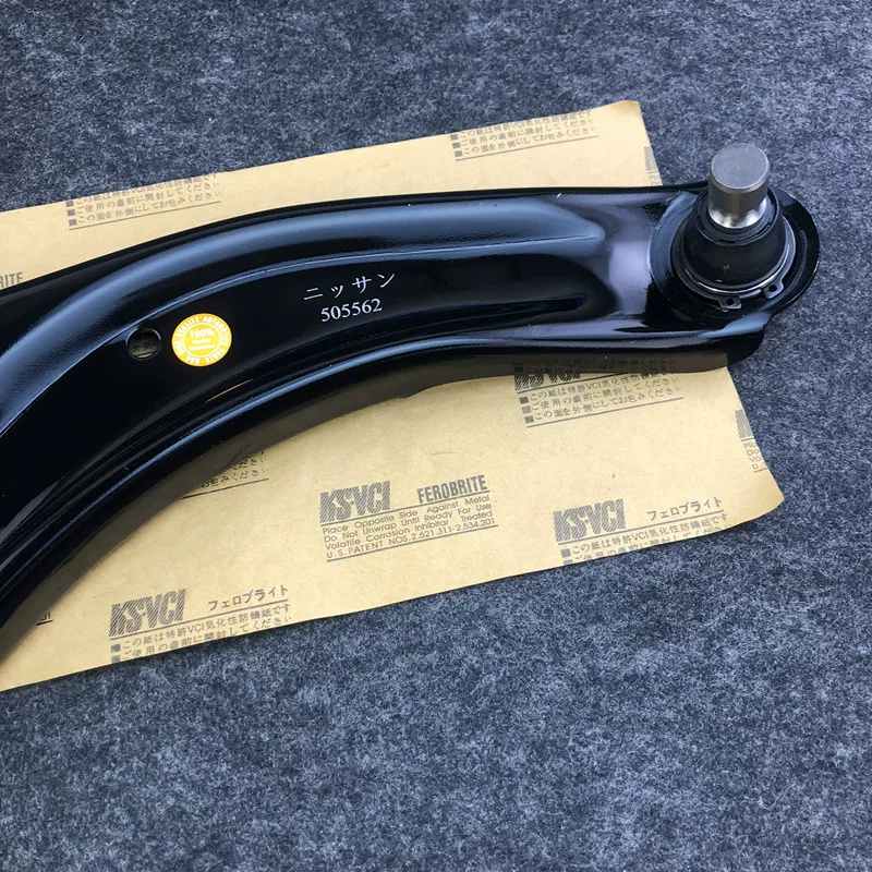 Подходит для Qijun Qashqai Kaiqi Qichen T70 Horse S5 Малый котел подвесной крепеж Ривер треугольник руки