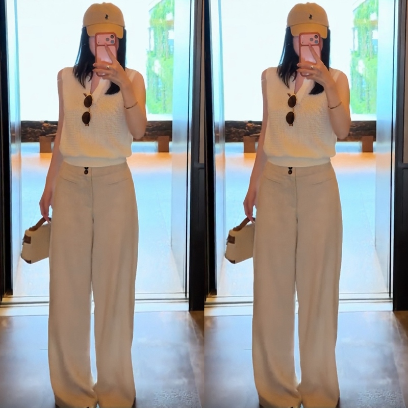 2026 Super Popular French Retro Vintage Style Outfit for Women, Summer Knitted Sleeveless Vest and Wide-Leg Pants Two-Piece Set