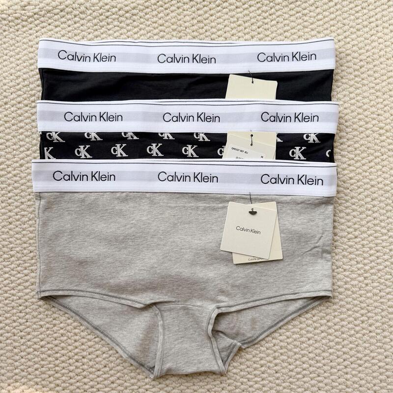 Calvin Klein Ck Women's High-Waisted Triangle Briefs with Exposed Edges and Wide Edges Qf8527 Qf8527