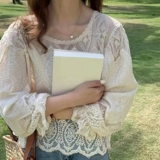 Легкий роскошный лето 2025 г. Новый модный и восстановительный возраст модный белый дизайн ниша с кружевной рубашкой.