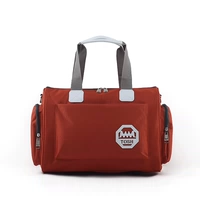 Оранжевые бретели, чемодан