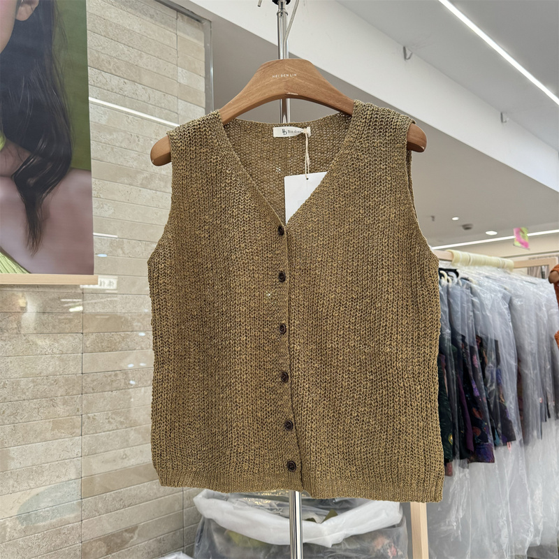 Bd Bindean 66369 Summer Korean Style Versatile V Neck Sleeveless Knitted Vest for Women Loose Single-Breasted Vest Cardigan Bd Bindean 66369 Summer Korean Style Versatile V Neck Sleeveless Knitted Vest for Women Loose Single-Breasted Vest Cardigan
