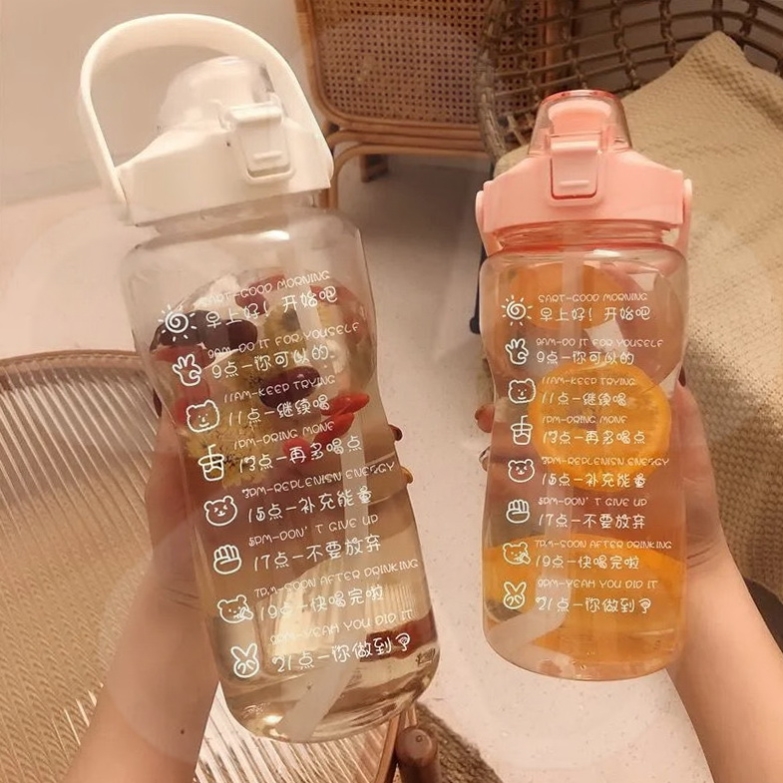 2021 Internet celebrity hot style water cup with straw large-capacity drinking cup male and female students outdoor portable water bottle pot