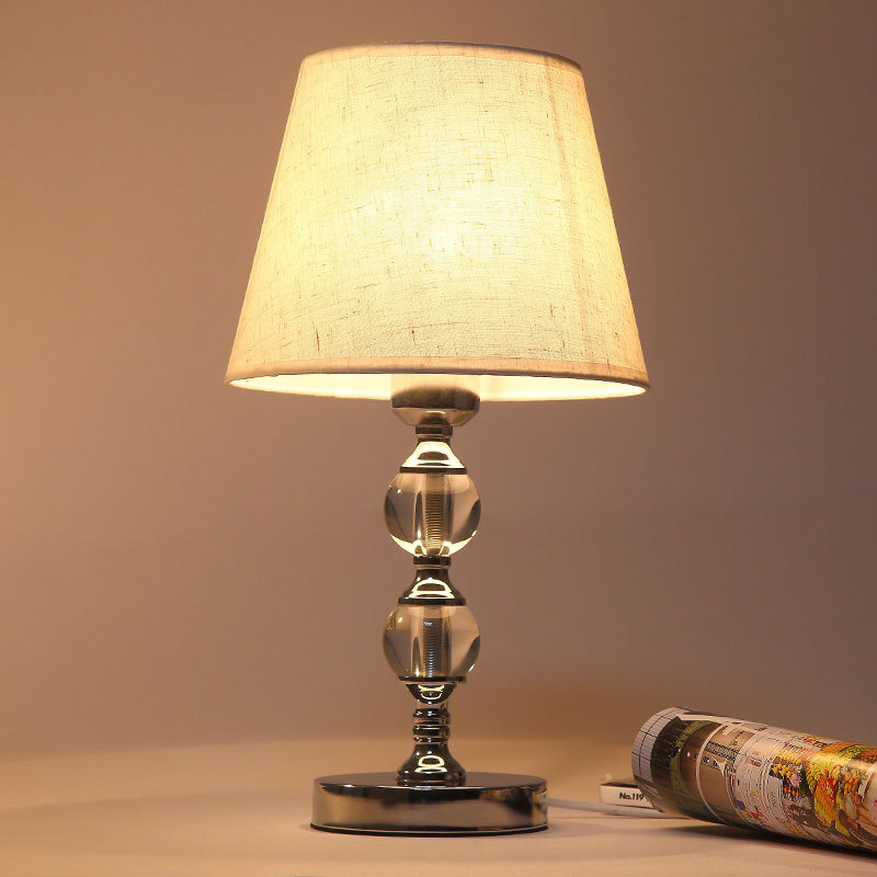 Nordic Bedroom Crystal Table Lamp Bedside Lamp Living Room American Modern Minimalist Warm Creative Touch Light Luxury Nursing Lamp