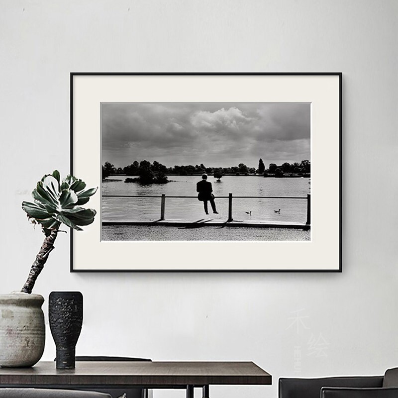 Lunch at the Top of a Skyscraper, Hanging Painting, Man Sitting Alone in the Park, Photography, Photo, Black and White Decorative Painting, Portrait Painting