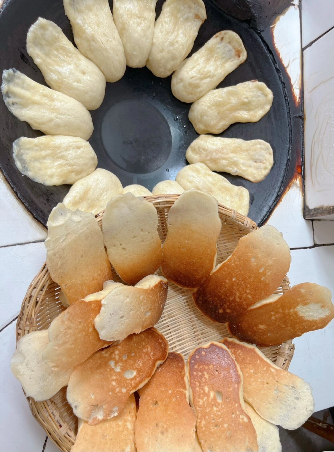 家味手工美食的LOGO