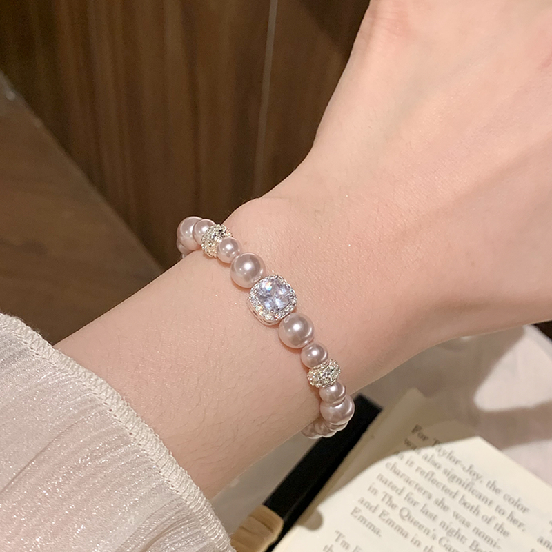 Sugar Cube Pink Pearl Bracelet for Women, Friendship Bracelet, Light Luxury Niche Exquisite Beaded Bracelet, New Style Hand Rope Jewelry