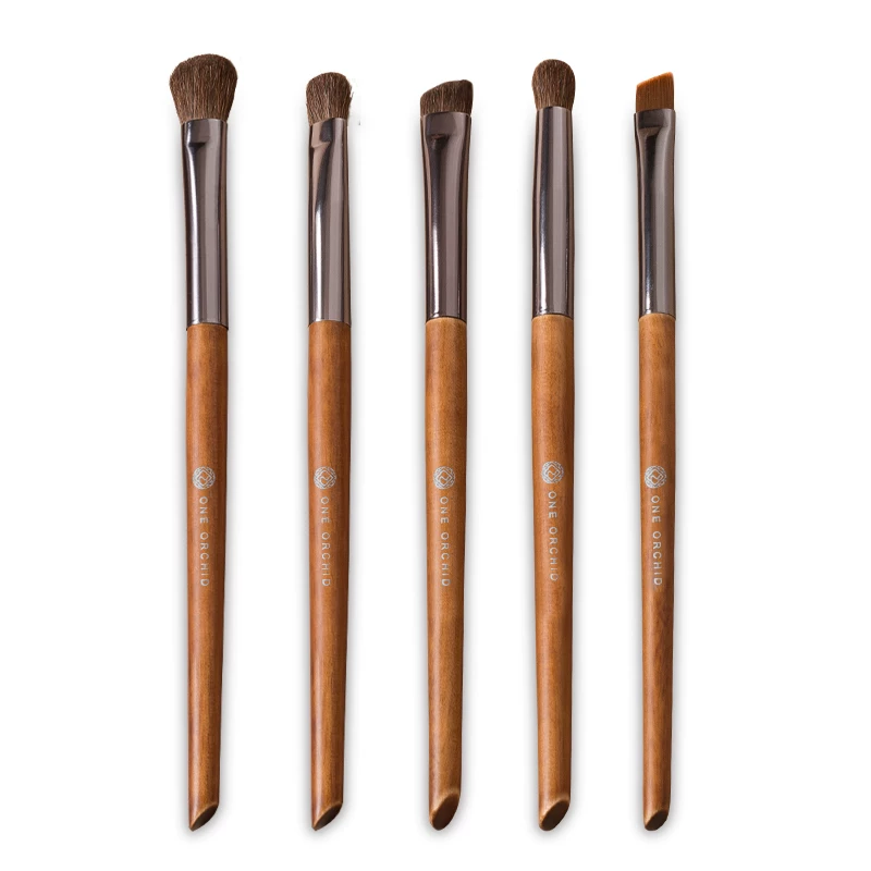 Soft brush, handheld professional face blush