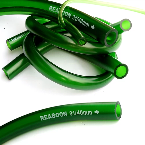 Рыбная аквариумная вода смените шланговую воду воду.