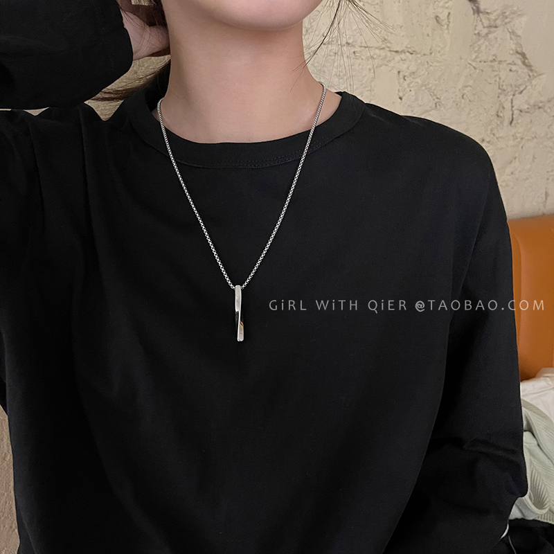 Spiral Long Necklace Female 2022 New Bungee Sweater Sweater Chain Simple Autumn Cold Wind Clavicle Chain