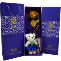 Golden Rose Gold Leaf Creative bouquet Seven New Years Valentines Day gift Mothers Day gift Golden shop event with the hand
