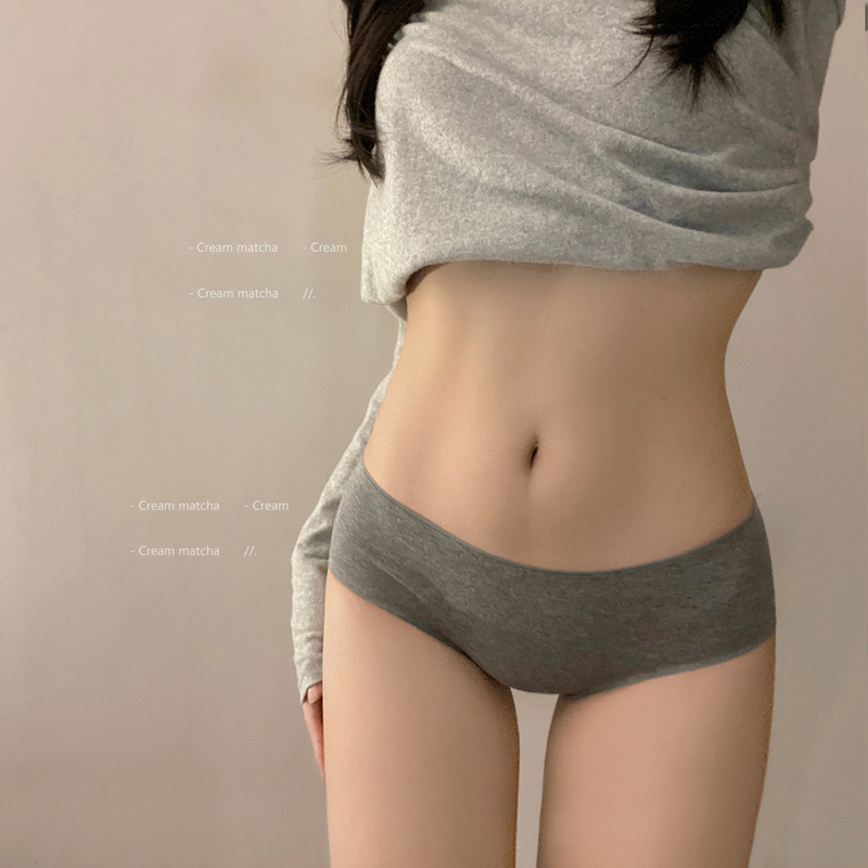 Simple Women's Underwear, Pure Cotton Crotch, Seamless, Mid-Waist, Hip-Hugging, Non-Binding, Cotton Material, New 2026 Triangle Panties Simple Women's Underwear, Pure Cotton Crotch, Seamless, Mid-Waist, Hip-Hugging, Non-Binding, Cotton Material, New 2026 Triangle Panties
