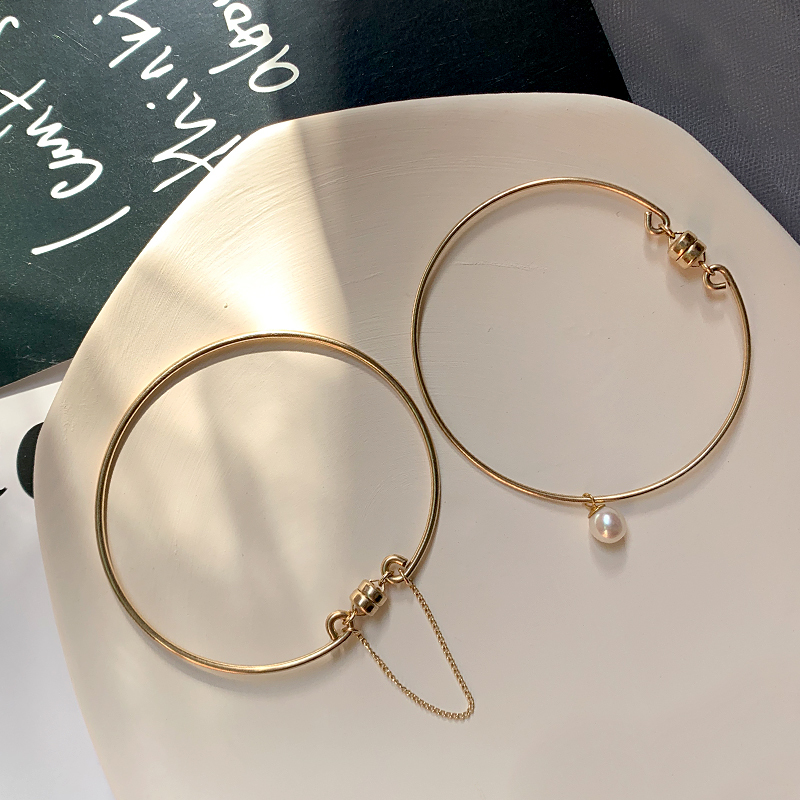 Floating Light American 14K Gold-Plated Bracelet for Women, Extremely Thin, Niche, Versatile, Non-Fading, Stackable Bracelet with Magnetic Clasp