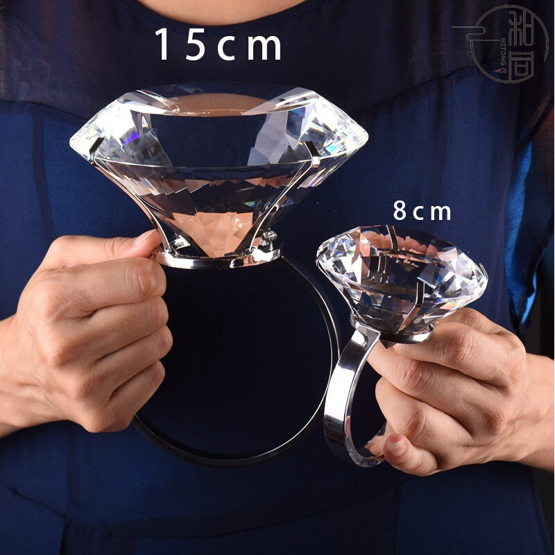 Seven New Year's Valentine's Day Gift Mega Diamond Ring Toys Evil emulation Large drill stone ring Exaggerated Whole Man Courting for Wedding Sand Sculpture