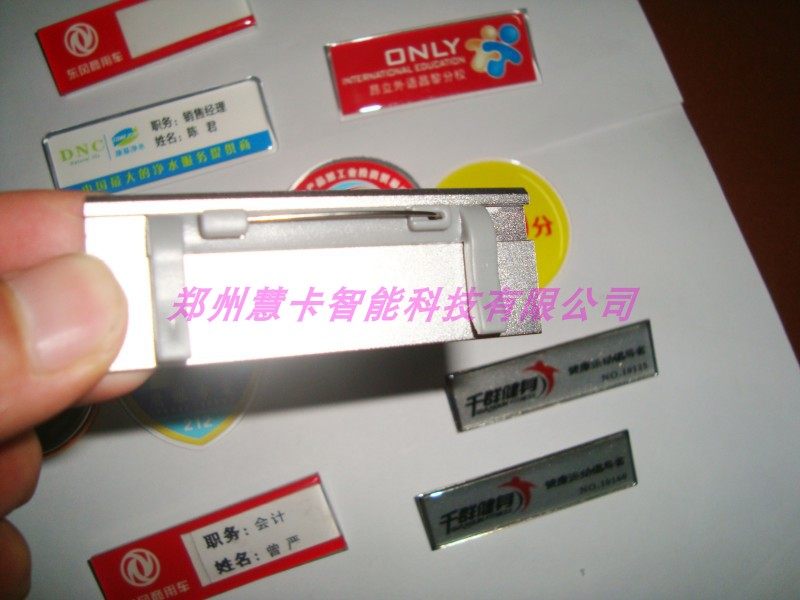 Customize the name Brand name Brand Breast-card Smiley Face Workcard Personality Creative acrylic Billboard Billboard Billboard Work Card