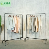 Магазин одежды Дисбраня стойка пола на пол, охлаждающая стойка, висящая одежда для одежды вода для одежды для одежды для сушки стойки подвижный толчок и пояс-шкив