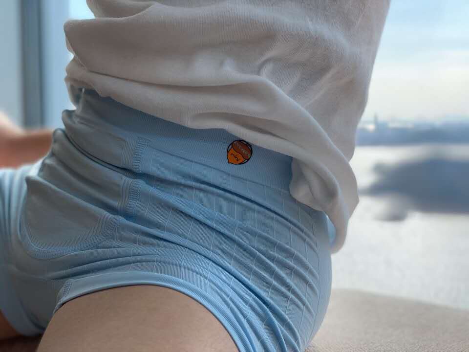 Youai Nut mini children's underwear, a box of two pairs of Youai micro-business genuine spot new products on the market, fake one pay ten