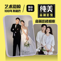 Wash the photos and make them into crystal prints and hang them on the wall to make wedding photo albums and family portraits photo frames and table settings.