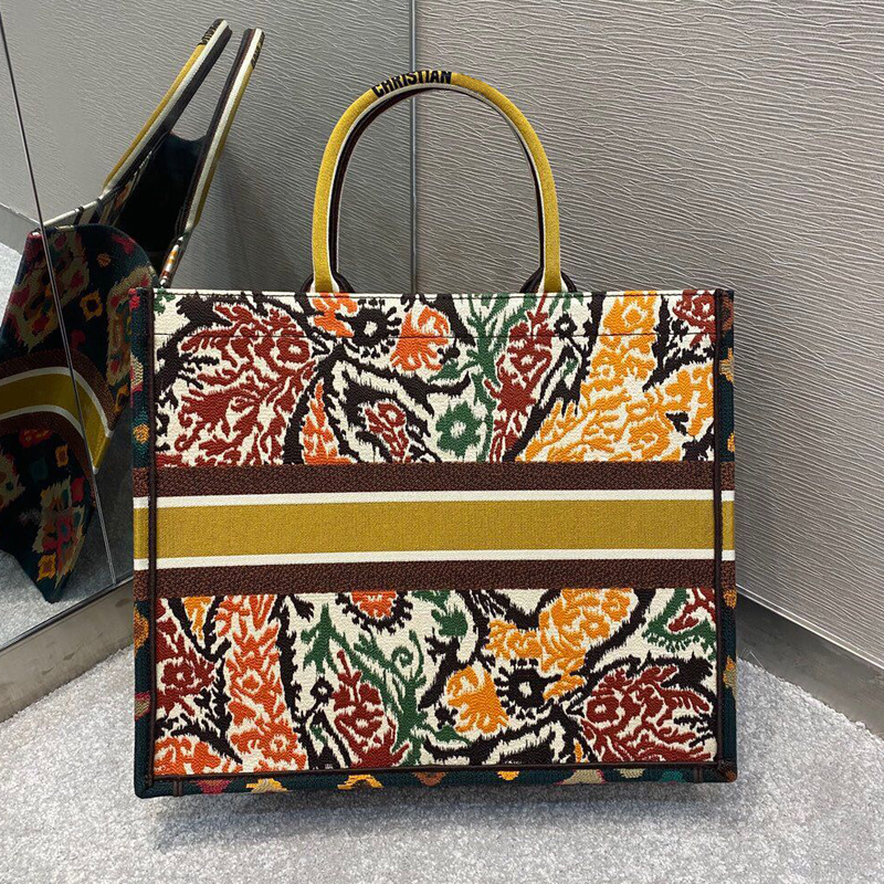 Totem Tuba2021 new pattern Gu Jia Same D home book   tote letter Embroidery Tote Bag handbag Montaigne saddle Female bag