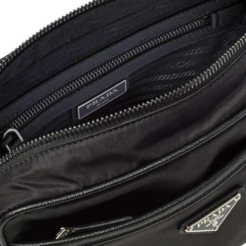 Prada, черная нейлоновая кожаная сумка на одно плечо с молнией