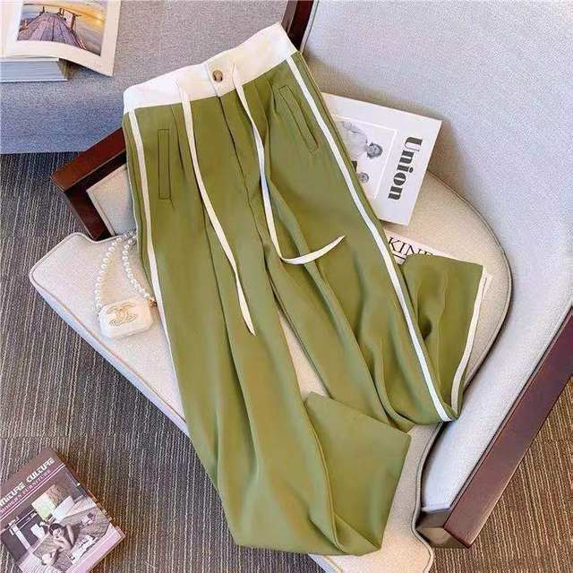 Plus size 2022 high-end women's cold wind pants are popular this year