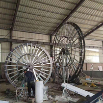 Anticorrosive wood wrought iron combined waterwheel carbonized wood pedal rollover Feng Shui wheel Scenic outdoor landscape tube car