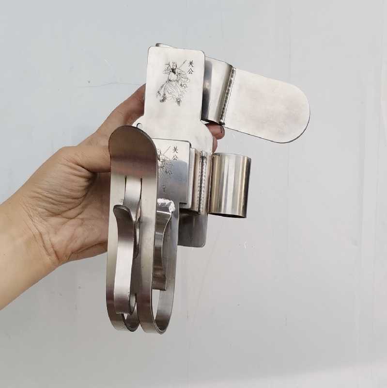 The shelf carpenter electric wrench multi - functional hook 360 degree rotating removable and separated waist other electric players