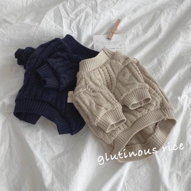 Autumn and winter lazy sweater dog clothes Korean version ins cat pet clothing Teddy Bichon Pomeranian to keep feet warm