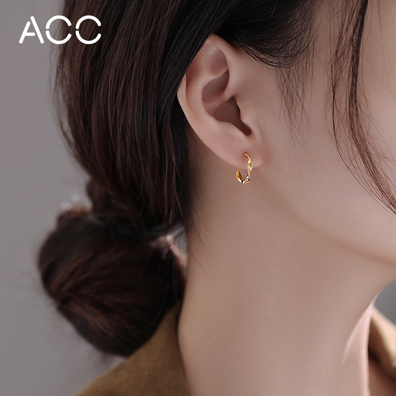 ACC Mobius earrings ear buckle female sleeping without picking ear needles 2022 new trendy cool wind temperament earrings