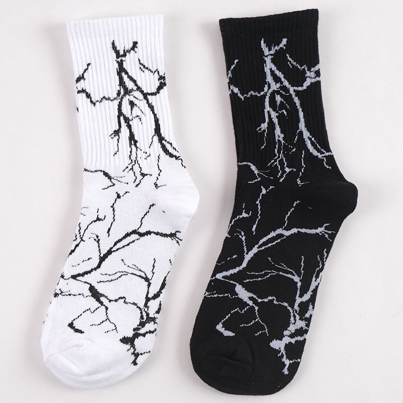 Black and White Striped Mid-High Basketball Socks for Men and Women, Summer Thin Mid-Calf Socks, Trendy Street Skateboard Sports Socks Black and White Striped Mid-High Basketball Socks for Men and Women, Summer Thin Mid-Calf Socks, Trendy Street Skateboard Sports Socks