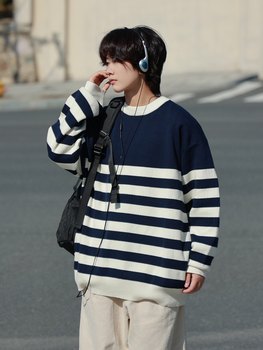 Striped academy style simple and versatile sweater