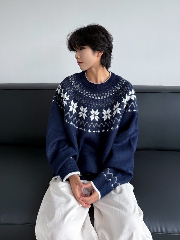 19Otiwtt Autumn and Winter Japanese Style Simple Fair Isle Lazy Old Money Style Jacquard Long-Sleeved Knitwear Unisex Sweater