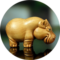 Yellow Poplar Wood Sculptures Play Wooden Handlebar Pieces Africa Triple Treasure Rhino Hippo Elephant On-board Pendulum Home Handicraft