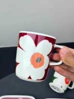 Большая кружка с цветочной пыльцой бордового цвета, 250 мл.