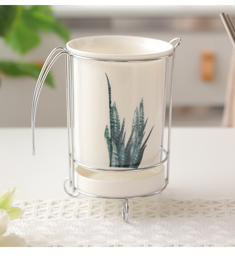 With a lid Nordic plant ceramic tube informs the waterlogging under caused by excessive rainfall basket chopsticks barrels chopsticks cage receive a shelf