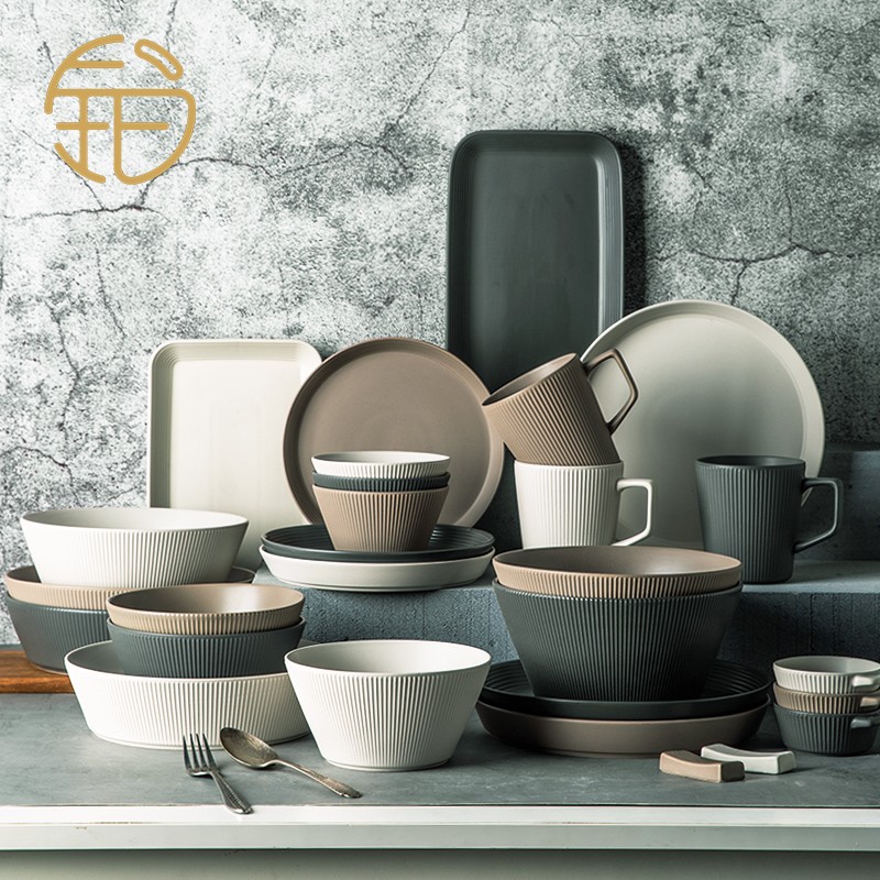 Modern light luxury tableware Japanese tableware set household Nordic minimalist tableware ceremony sense ins wind bowl plate housewarming
