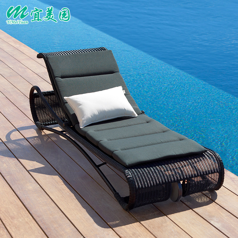 Outdoor deck chair courtyard balcony rattan leisure deck bed beach chair swimming pool spa spa club rattan deck chair