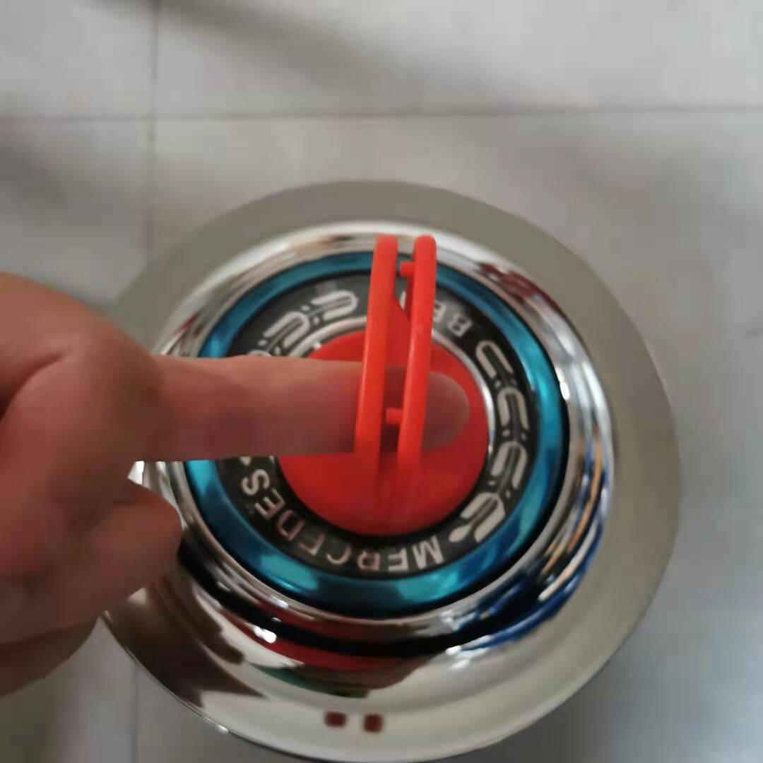 Powerful suction fixed vacuum hub suspension cap sucker removal wrench thread cover universal removal tire mark