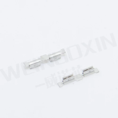 Мобильный телефон, фиксаторы в комплекте, 6.5×1.0×1.28мм