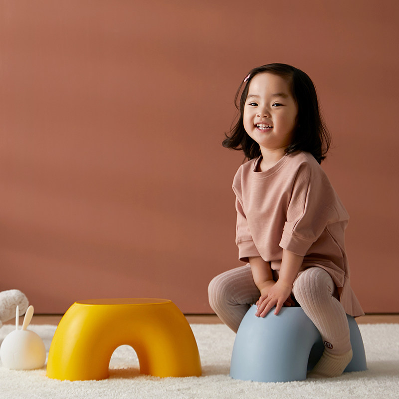 Children's small stool plastic thickened anti-slip bench baby chair stepped foot stool home short stool footrest rainbow stool-Taobao